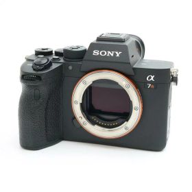 【中古】 《良品》 SONY α7RIV ボディ ILCE-7RM4 [ デジタルカメラ ]