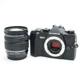 【中古】 《並品》 OLYMPUS OM-D E-M5 Mark III 12-45mm F4 PRO レンズキット ブラック [ デジタルカメラ ]