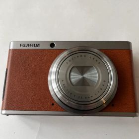 FUJIFILM XF1 デジタルカメラ
