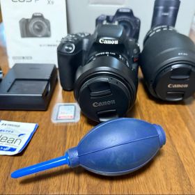 Canon EOS Kiss X9 ダブルズームキット/付属品多数/動作確認済み