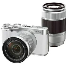 【中古】 FUJIFILM ミラーレス一眼 X-A2 ダブルズームレンズキット ホワイト X-A2WH1650II/50230II