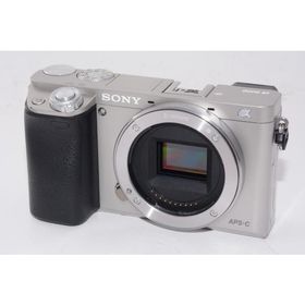 【中古】【外観特上級】SONY ミラーレス一眼 α6000 ボディ シルバー ILCE-6000 S