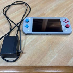 Nintendo Switch Lite ポケモンデザイン ⭐︎充電器付き⭐︎