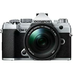 【中古】 OLYMPUS ミラーレス一眼カメラ OM-D E-M5 MarkIII 14-150mmIIレンズキット シルバー