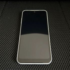 美品 arrows we F-51B ホワイト docomo スマ