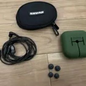 【SHURE】イヤホン SE215 ケース付