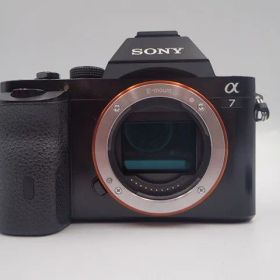【中古品】SONY α7 キット ILCE-7K（ソニー）