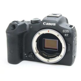 【中古】 《良品》 Canon EOS R7 ボディ [ デジタルカメラ ]