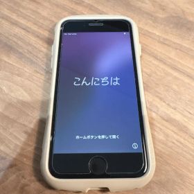 iPhone SE 第2世代 iFaceケース付き ホワイト/ベージュ