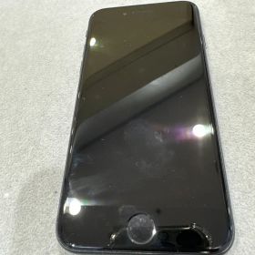 iPhone se2 128GB 本体