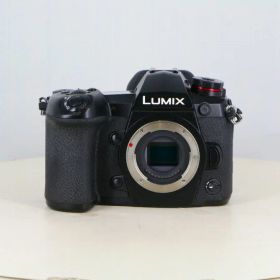 【中古】 (パナソニック) Panasonic DC-G9【中古カメラ デジタル一眼】 ランク：B