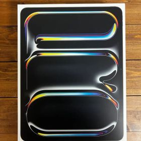 【最新機種・ほぼ未使用】iPad Pro M5 13インチ 512GB