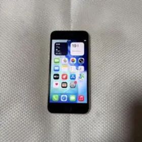 美品 SIMフリー iPhoneSE 第3世代 64GB バッテリー100%