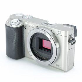 【中古】[難有品] SONY(ソニー) α6000 ILCE-6000L パワーズームレンズキット シルバー _GP00001887