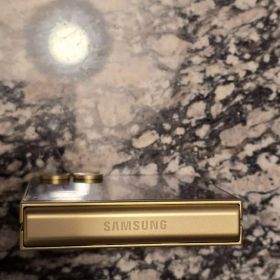 GalaxyZFlip6イエロー国内版256GB SIMフリー美品