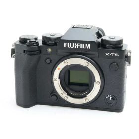 【中古】 《美品》 FUJIFILM X-T5 ボディ ブラック [ デジタルカメラ ]