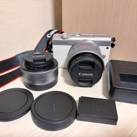 Canon EOS M100 ダブルレンズキット ホワイト