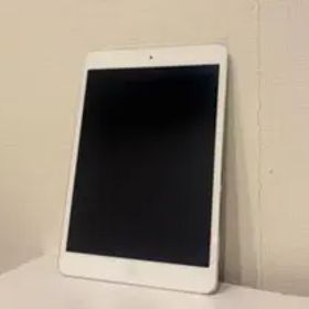 iPad mini 第2世代 A1489 wifiモデル シルバー 16GB