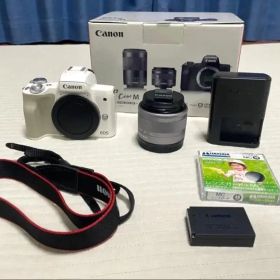 Canon EOS Kiss M ホワイト ミラーレスカメラ