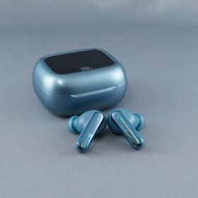 JBL Live Beam 3 完全ワイヤレスイヤホン USED美品 ノイズキャンセリング ハイレゾ タッチスクリーン IP55 マイク ブルー 完動品 V2216(ヘッドフォン/イヤフォン)