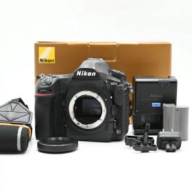 Nikon ニコン D850 ボディ デジタル一眼レフカメラ (ショット数7957枚) デジタル一眼レフカメラ 【中古】