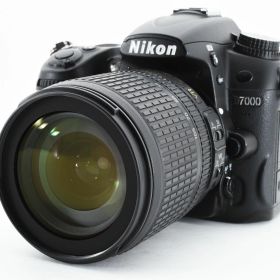 【中古】Nikon ニコン D7000 18-105 VR レンズキット