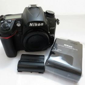 【全品ポイント10倍！】【期間限定セール】ニコン Nikon デジタル一眼レフ D7000 【中古】