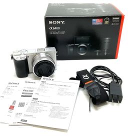 【全額返金保証】【最速発送】Sony デジタル一眼 α6400 ILCE-6400L パワーズームレンズキット シルバー 美品 動作確認済