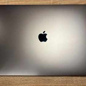 Macbook Pro 2019 16インチ スペースグレイ i9 1TB