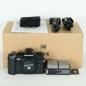 [美品 | シャッター数2,238回｜バッテリー2個付] OM SYSTEM OM-5 [ボディ ブラック] | マイクロフォーサーズマウント