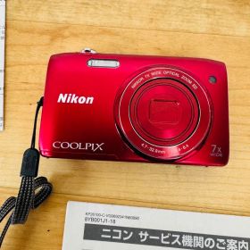 Nikon COOLPIX S3500 赤 コンパクトデジタルカメラ 軽量レトロ