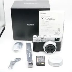 ほぼ新品 フジフイルム FUJIFILM X100VI シルバー シャッター回数5700回！あると嬉しい元箱・取説・付属品完備！！