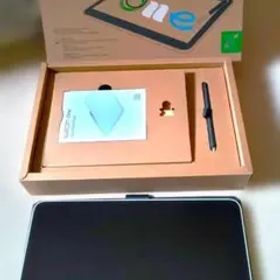 Wacom One 13インチ ペンタブレット 本体