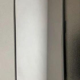 【美品】iPhone 16e 256GB