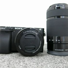 【全品ポイント10倍！要エントリー】ソニー SONY α6400 ILCE-6400Y/B ブラック ダブルズームレンズキット 【中古】