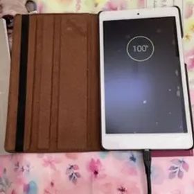 Huawei MediaPad M3 Lite s 701HW ホワイト