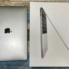 訳あり箱付MacBook Pro 2017 13インチ i5 8GB 128GB