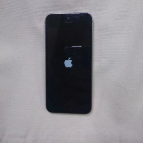 Apple iPhone 5s スペースグレー 本体