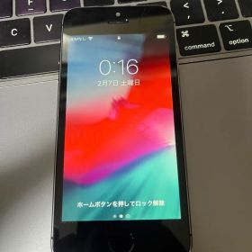 Apple iPhone 5s 32GB スペースグレー 外装そこそこ綺麗