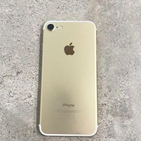 Apple iPhone 7 ゴールド 本体