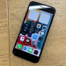 動作品iPhone7 ジェットブラック 32GB MNCE2J/A SIMフリー