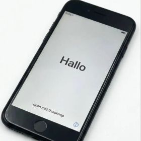 Apple iPhone 7 ブラック