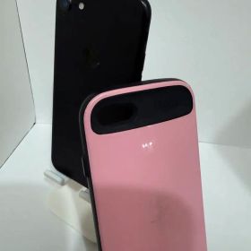 Apple iPhone7 32GBブラック 本体 iFace付き