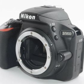 【中古】【外観並級】Nikon デジタル一眼レフカメラ D5600 ボディ