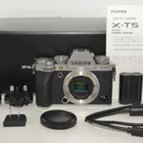 【47ショットの特上品】 富士フイルム FUJIFILM ミラーレス一眼カメラ X-T5ボディ シルバー F X-T5-S ＃8651
