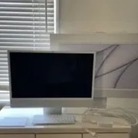 iMac 24-インチ (2021) 8GB -エコ配希望