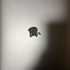 MacBook pro 2020 13インチ 250GB