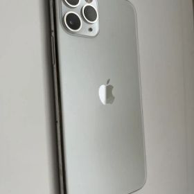 Apple iPhone 11 Pro シルバー 本体 256GB
