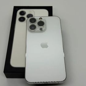 Apple iPhone 13pro 256gd シルバー ホワイト 充電器付き