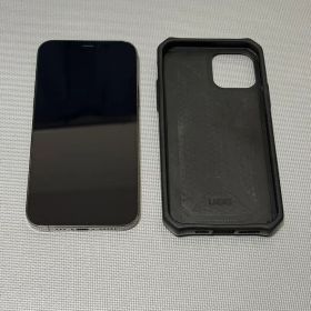 Apple iPhone 12Pro 128gb + UAGケース